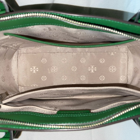 Kelley green Tory Burch medium satchel purse - Picture 4 of 7